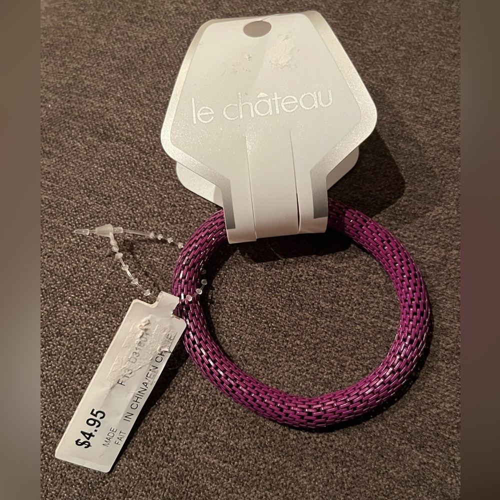 Purple stretch bracelet
